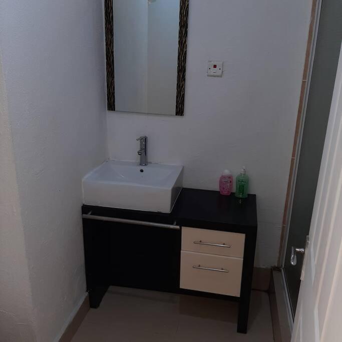 Ocean Drive Studio, Next To The Beach Grand Baie Extérieur photo